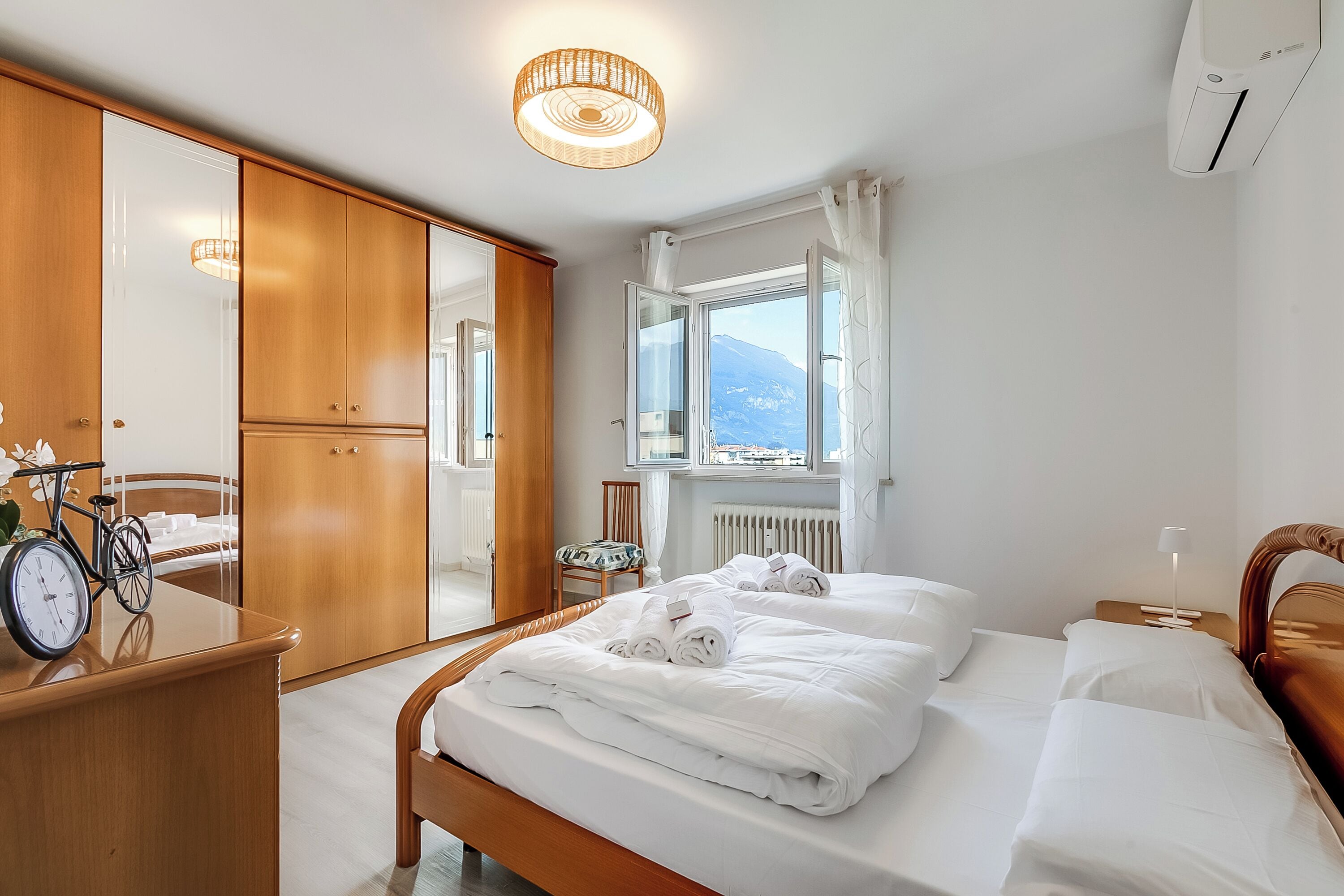標準公寓, 多間臥室, 2 間浴室 (Garda Lake View From The 7th Floor) | 2 間臥室、免費無線上網、床單