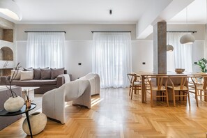 Living area - Syntagma Acropolis View Residence (Athens)