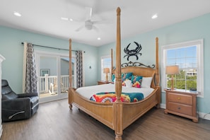 4 bedrooms, desk, iron/ironing board, travel crib