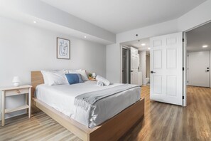 Departamento, 2 habitaciones, vista a la ciudad | 2 habitaciones, decoración personalizada y muebles diferentes 
