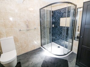 Shower - Rose Cottage (Nottingham)