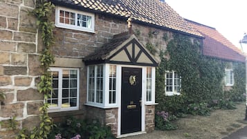 Cottage | Dettaglio esterni