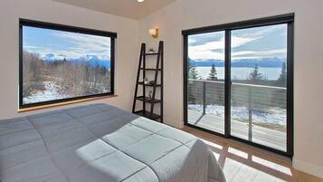 3 Schlafzimmer, Schreibtisch, Bügeleisen/Bügelbrett, Reisekinderbett