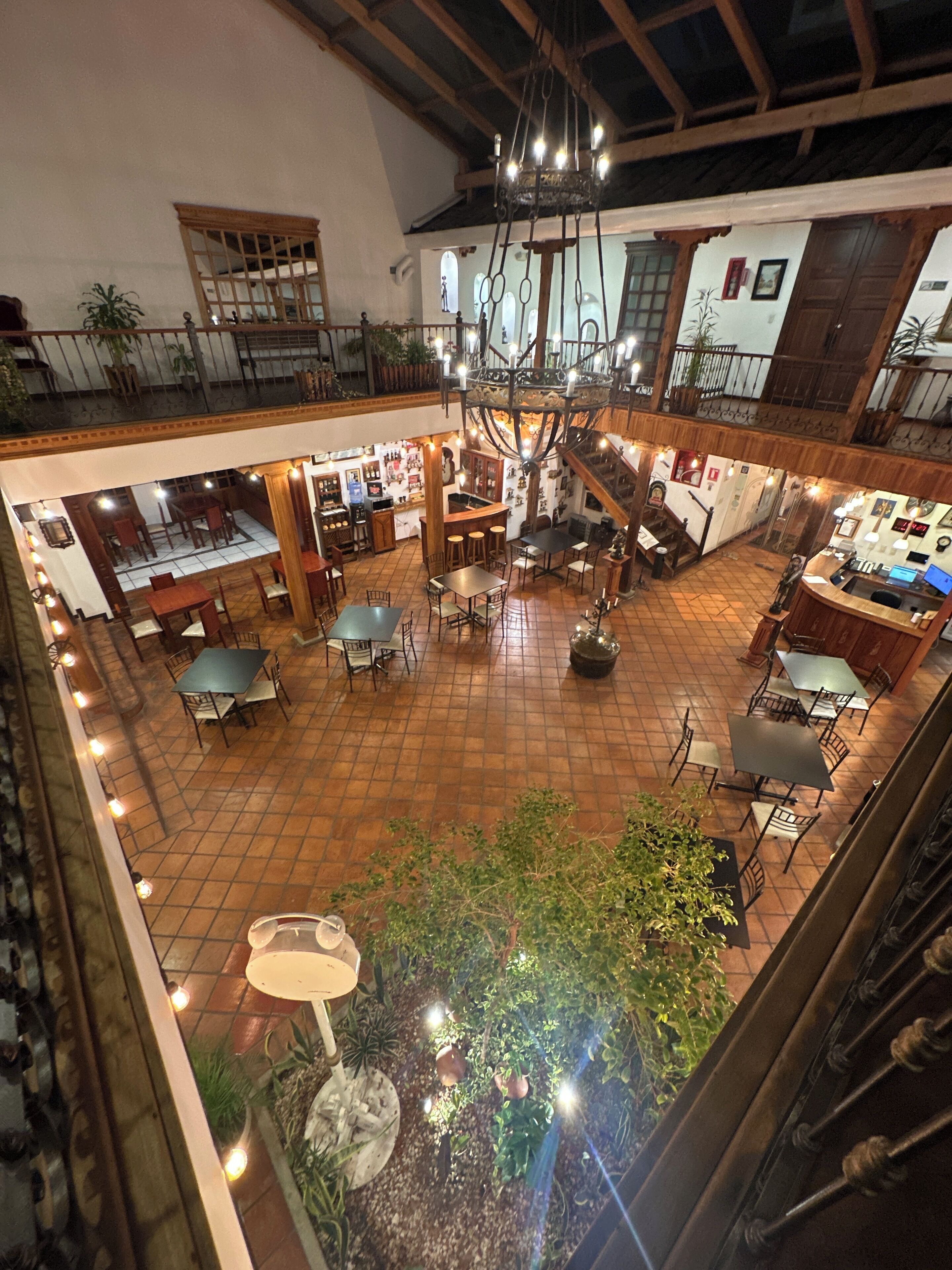 Foto - Hotel & Suites El Quijote