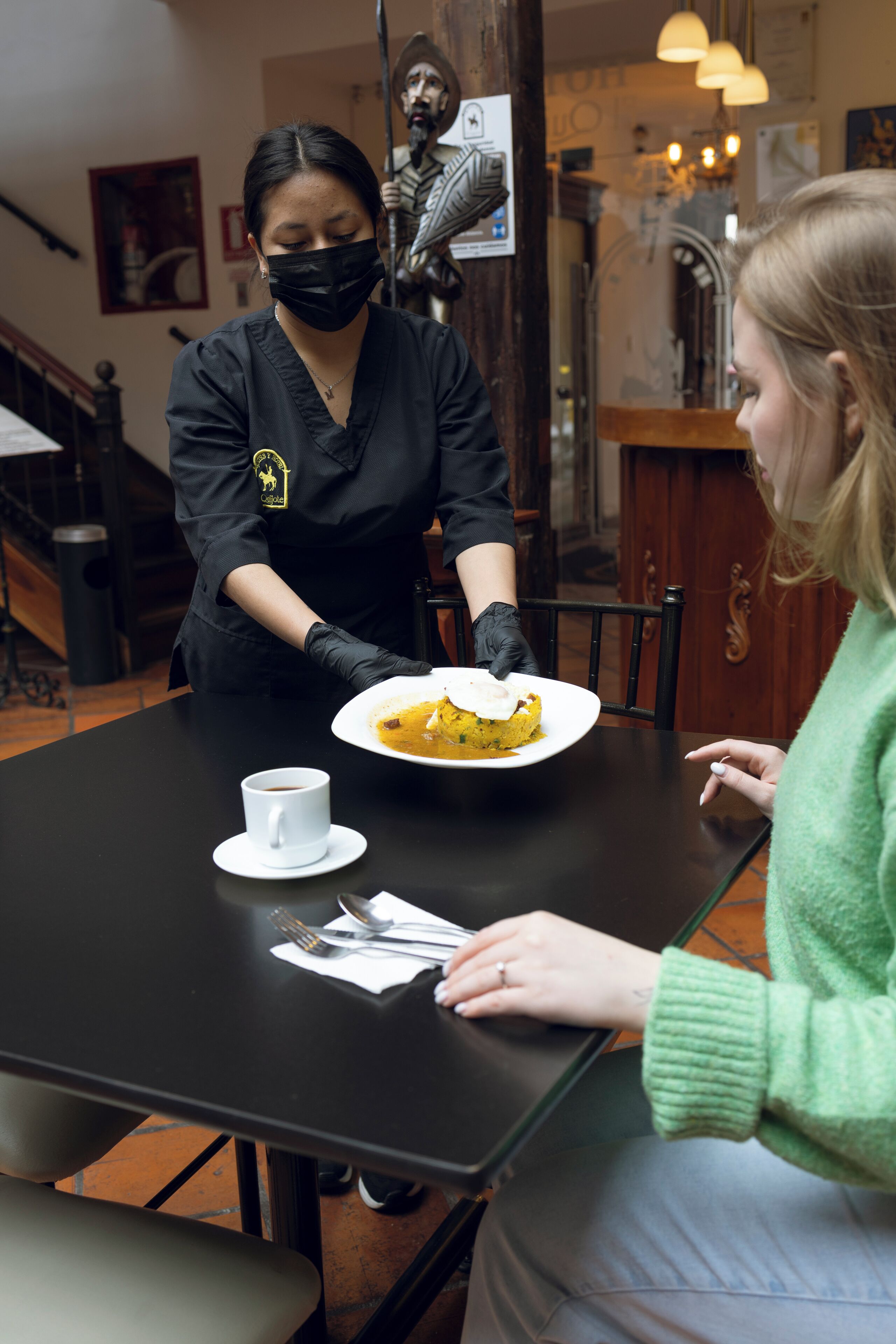 Foto - Hotel & Suites El Quijote