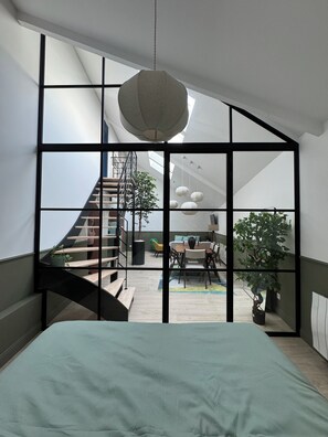 3 bedrooms, WiFi, bed sheets - Loft house in Bayeux’s Historic Center (Bayeux)