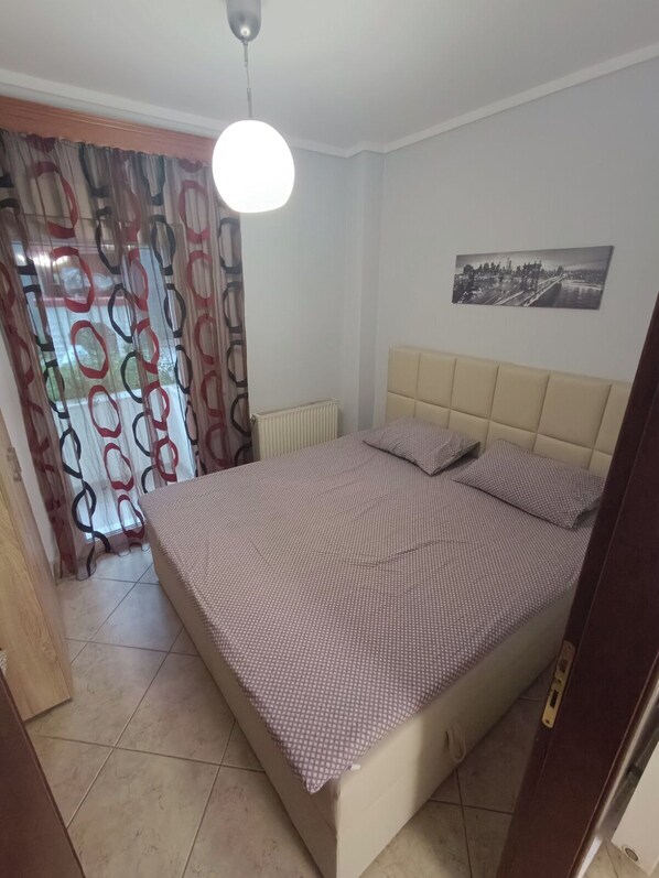 1 chambre, coffres-forts dans les chambres, bureau