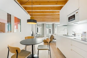 Fridge, microwave, coffee/tea maker, toaster