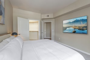 1 chambre, fer et planche à repasser, lit parapluie, Wi-Fi gratuit