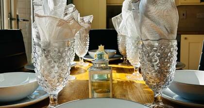 Beautiful, fully equipped, pet friendly 3 bedroom house in Shakespeare County.