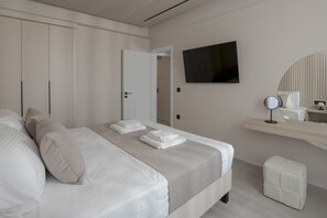 2 bedrooms, iron/ironing board, free WiFi, bed sheets - Potame Suite by Estia, Renia with Pool View (Gournes)