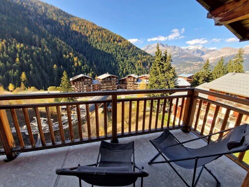 200m du centre station, 2ème étage, balcon, télévision, casier à ski, 65m², Valfréjus