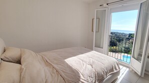 8 室のベッドルーム、アイロン / アイロン台、WiFi