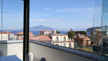 House, Smoking | 3 bedrooms