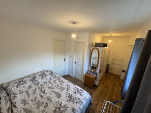 1 sovrum, gratis wi-fi och sängkläder