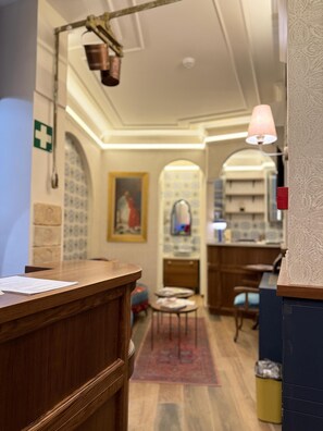 Reception - Oasis Inn Budapest (Budapest)