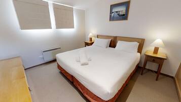 1 chambre, accĂšs Internet, draps fournis