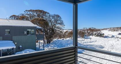 Family Chalet (for 5), The Stables Resort Perisher