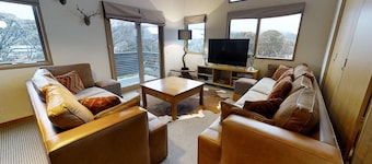 Lodge Chalet (for 7), The Stables Resort Perisher