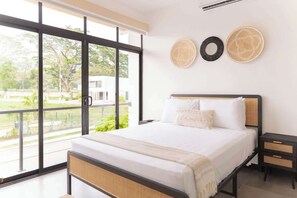 3 Schlafzimmer, Schreibtisch, Reisekinderbett, WLAN