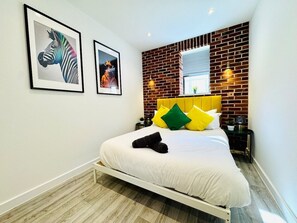 3 makuuhuonetta, silitysrauta/-lauta, internet, vuodevaatteet