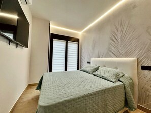 1 室のベッドルーム、アイロン / アイロン台、WiFi (無料)、ベッドシーツ