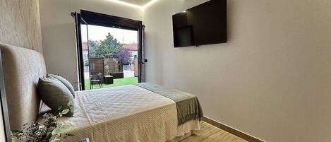 1 chambre, fer et planche à repasser, Wi-Fi gratuit, draps fournis