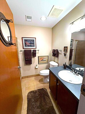 Haartrockner, Handtücher