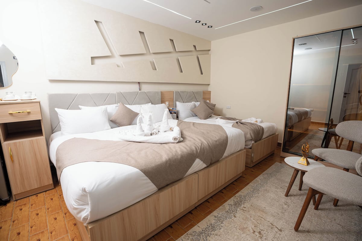 Rom – deluxe | Sengetøy i egyptisk bomull, sengetøy av topp kvalitet og minibar