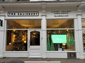 Exterior detail - The Salisbury Apartment 202 (Scarborough)