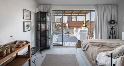 The Gem of Neve Tzedek Stylish Home