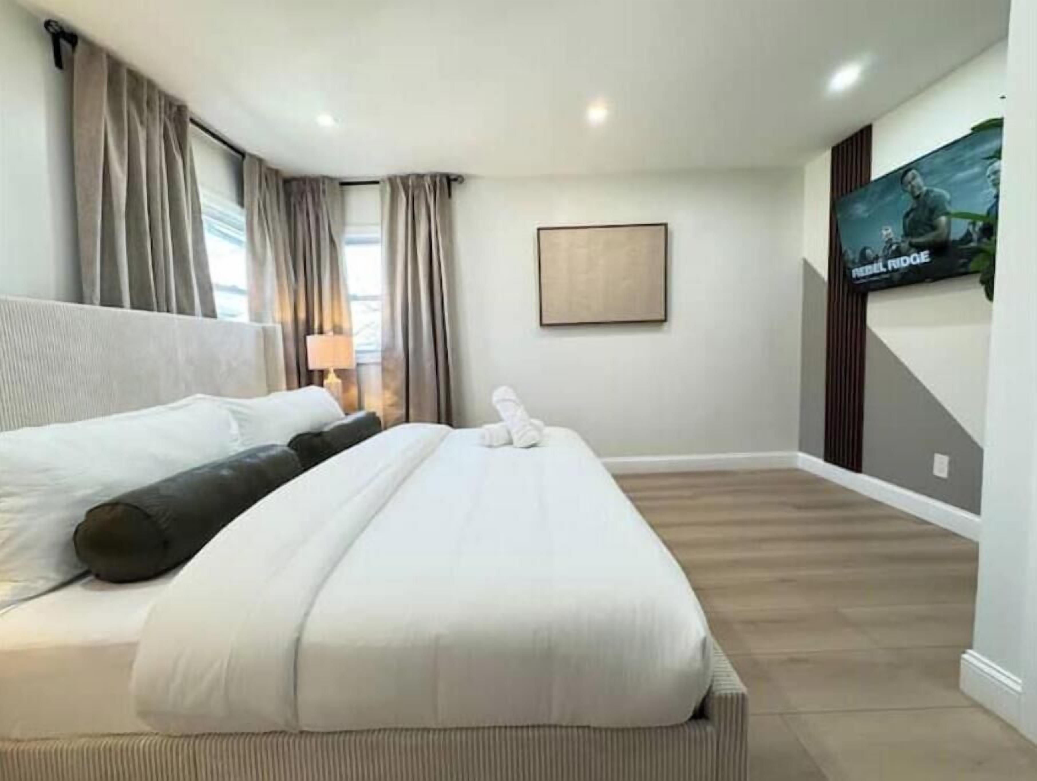 3 bedrooms, WiFi, bed sheets