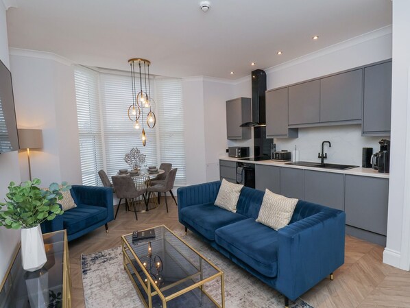 Cottage | Living area