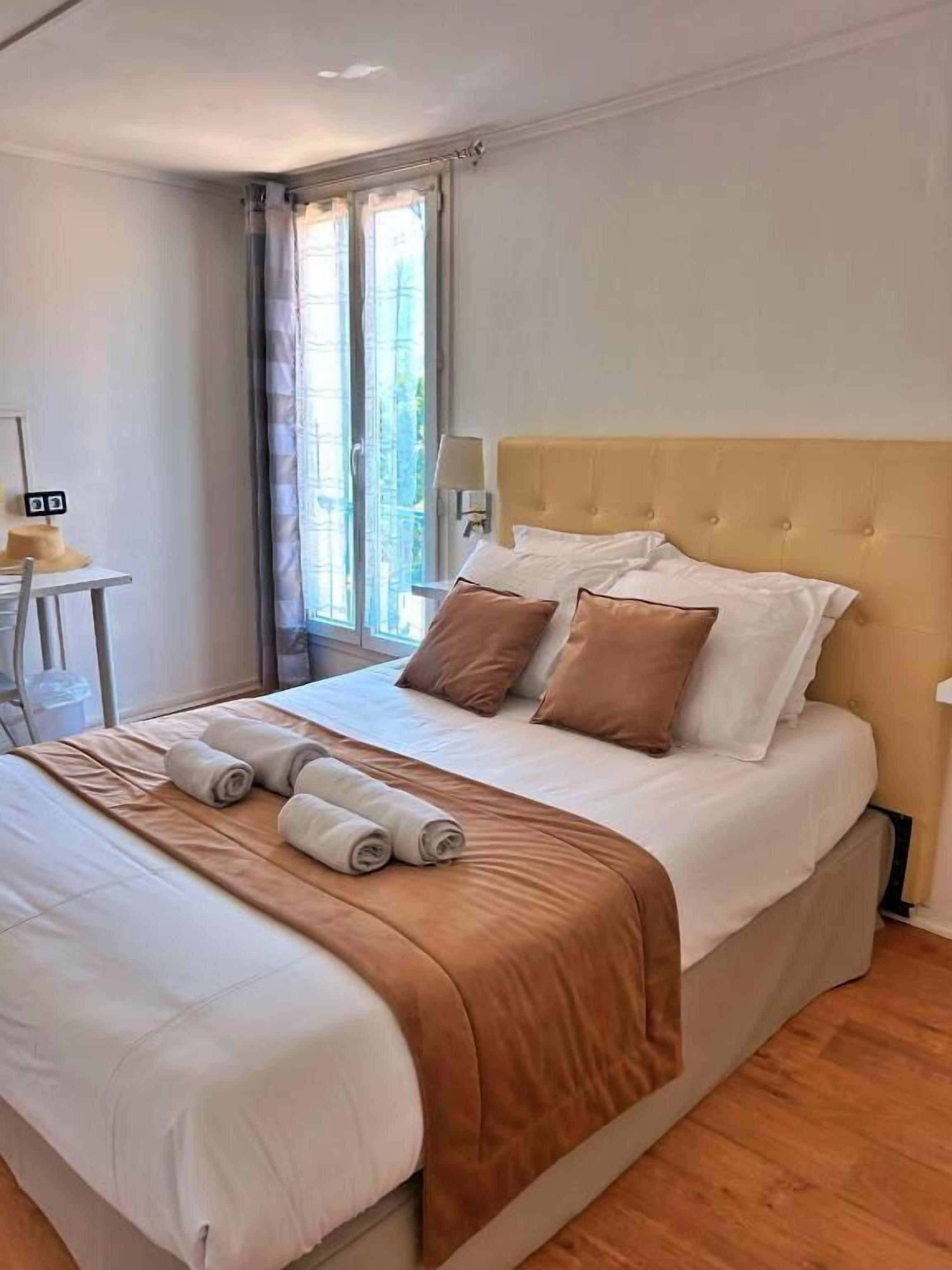 Een bureau, gratis wifi