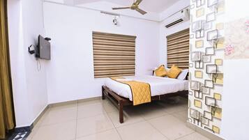 华丽双人房, 城市景观 | 办公桌、熨斗/熨板、免费 WiFi