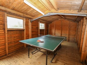 Game room - Pear Tree (Dereham)