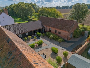 Cottage | Exterior - Pear Tree (Dereham)