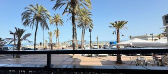 Beachfront in Los Boliches, Swimming Pool