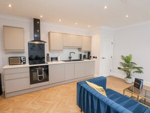 Cottage - The Salisbury 1 Bed Classic Apartment (Scarborough)