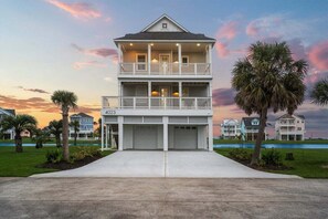 Exterior - Pointe West Beach | Sleeps 14 | Game Room (Galveston)