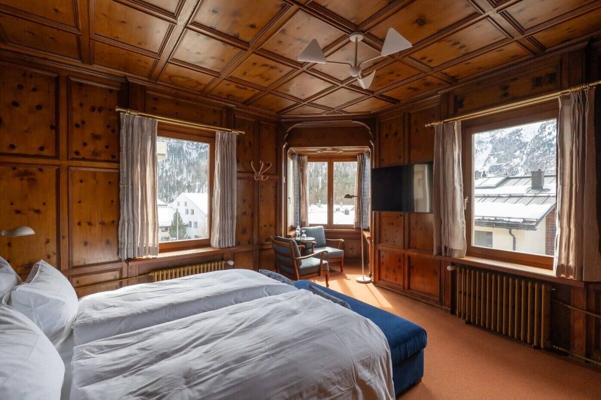 Coffres-forts dans les chambres, Wi-Fi gratuit, draps fournis