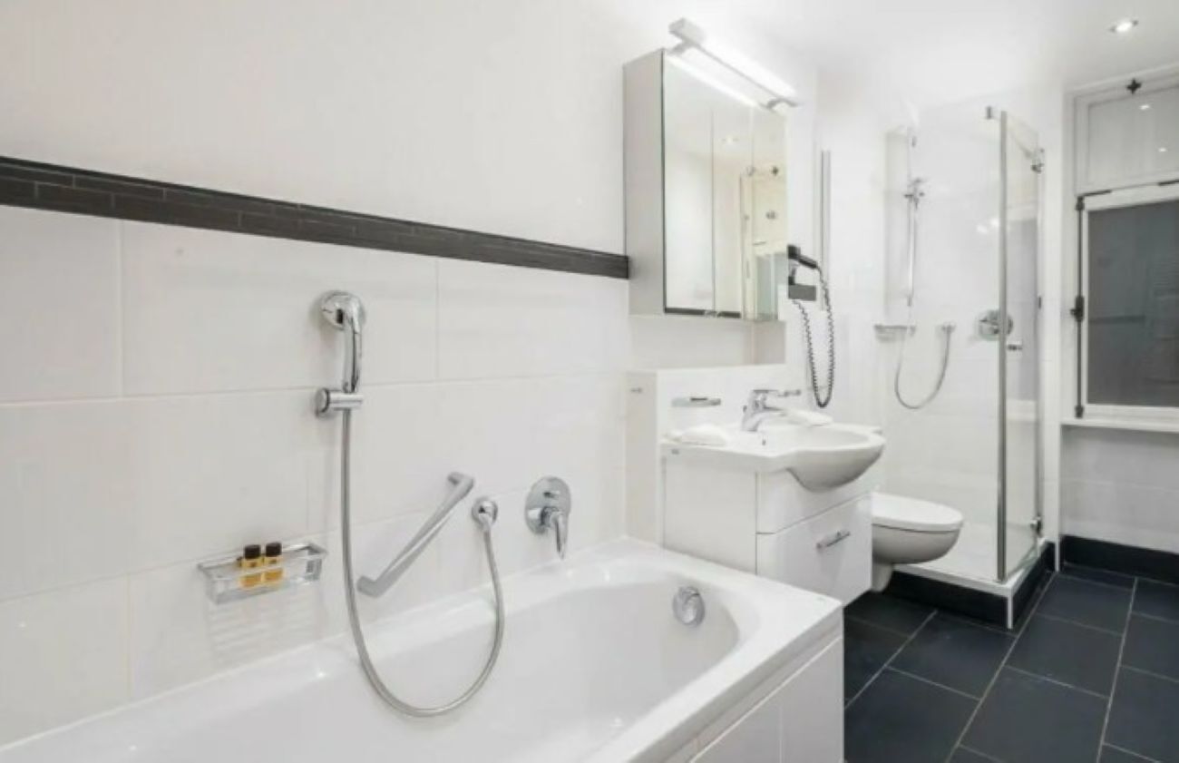 Bathroom | Hair dryer, towels, soap, shampoo