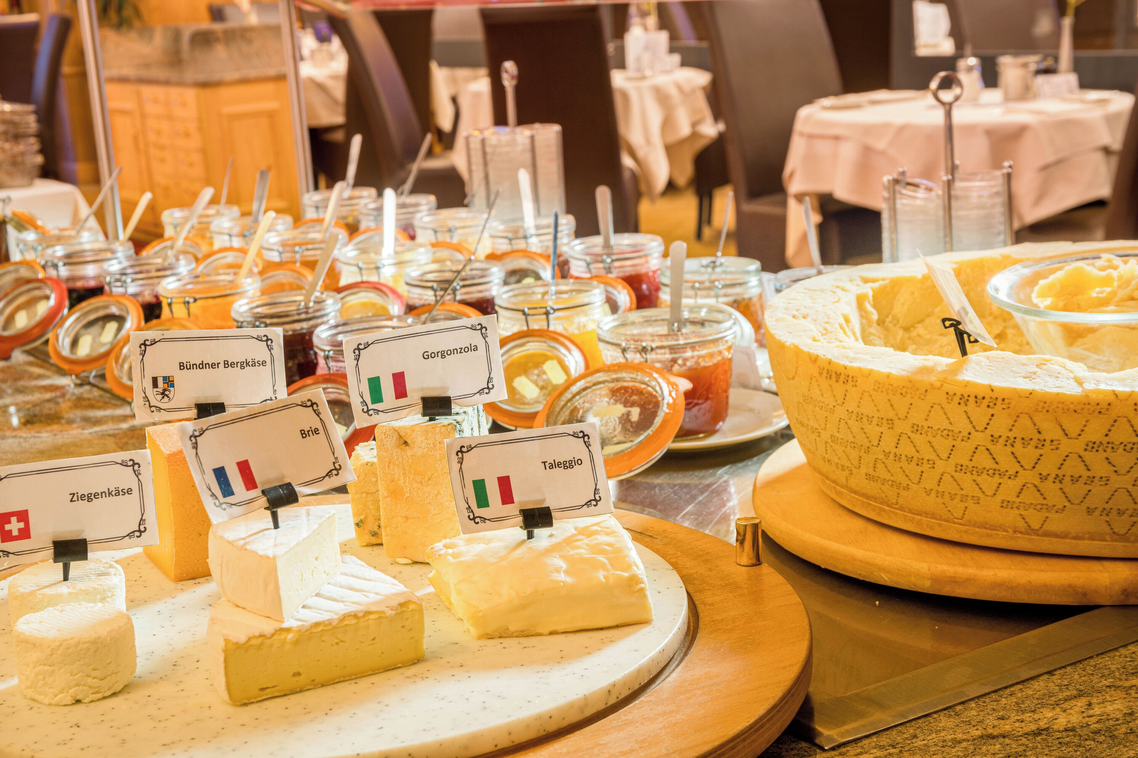 Petit déjeuner buffet compris tous les jours