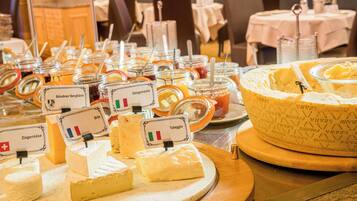 Tägliches inbegriffenes Frühstücksbuffet