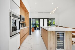 House, Accessible, Private Bathroom (1902 Della Dr) | Shared kitchen - 1902 Della Dr (Naples)