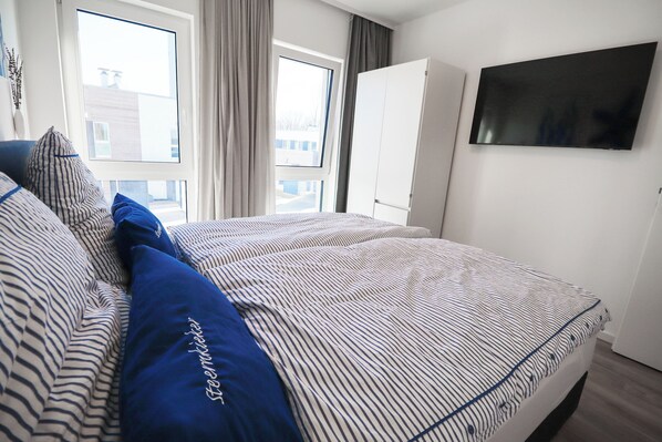 1 bedroom, iron/ironing board, free WiFi, bed sheets