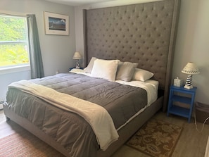 3 chambres, fer et planche à repasser, Wi-Fi, draps fournis