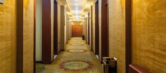 Aofeng Hotel
