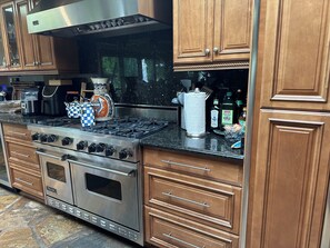 Four, plaque de cuisson, lave-vaisselle