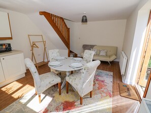 Interior - Little Barn (Stratford-upon-Avon)